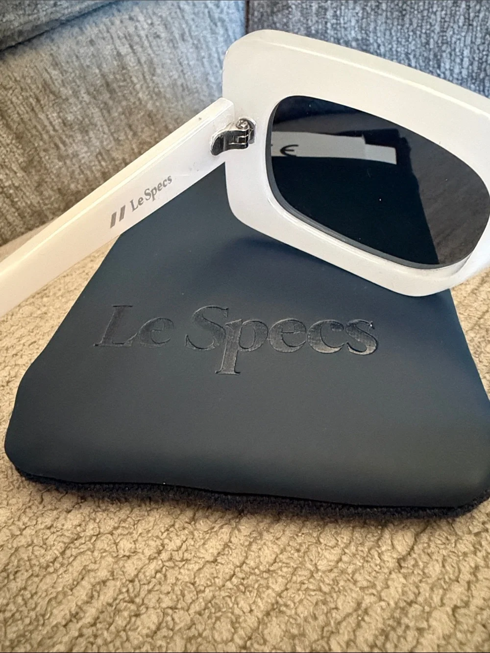Le Specs White Rectangular Retro Sunglasses with Gray Lenses